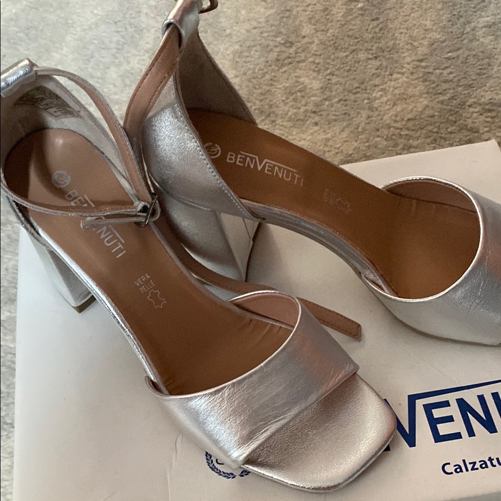 Women's Silver Heels